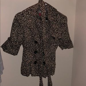 Cheetah mid sleeve blazer